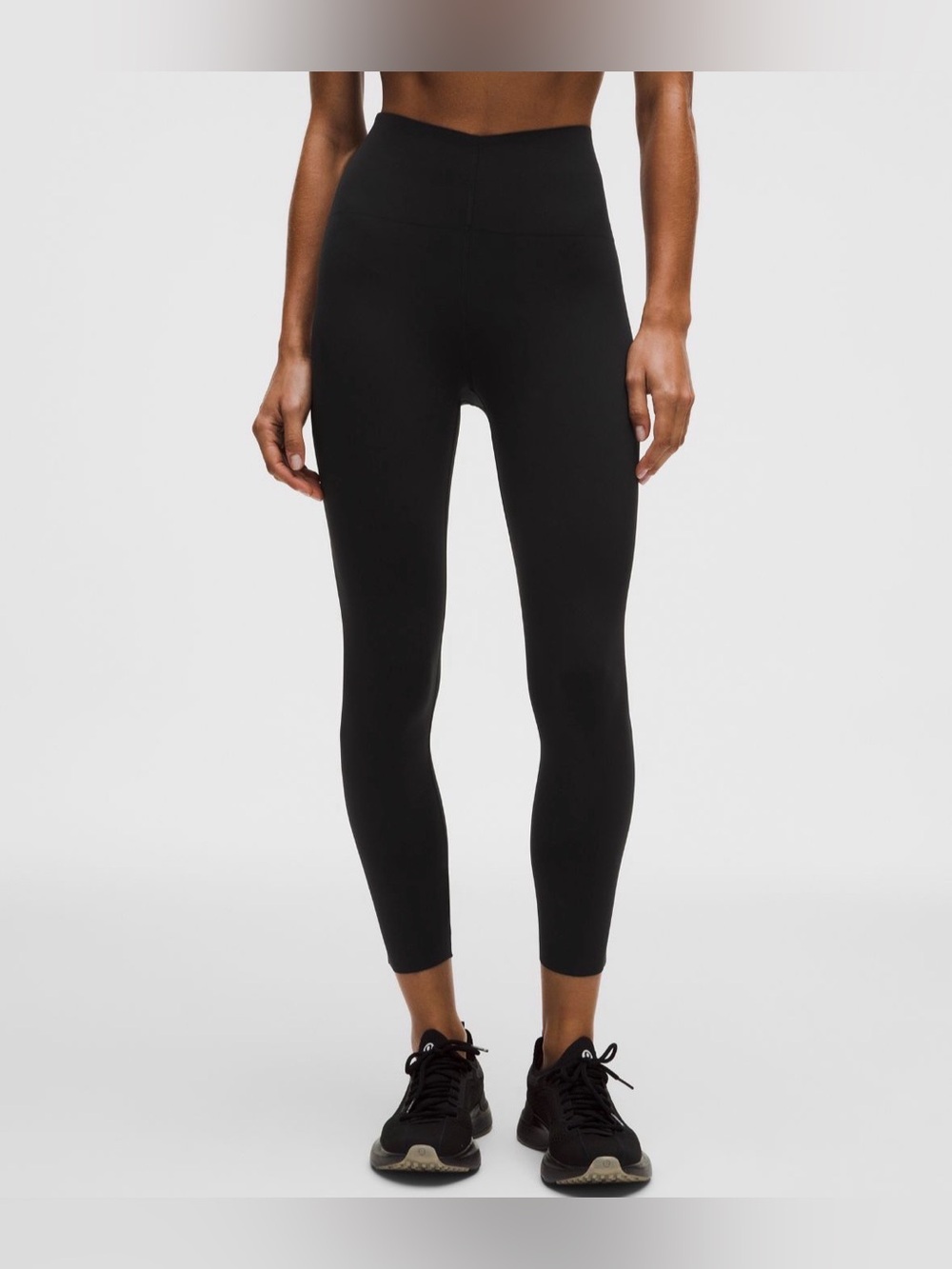 Lululemon Black GlowUp Super High Rise Tight 25” XS size 0/2